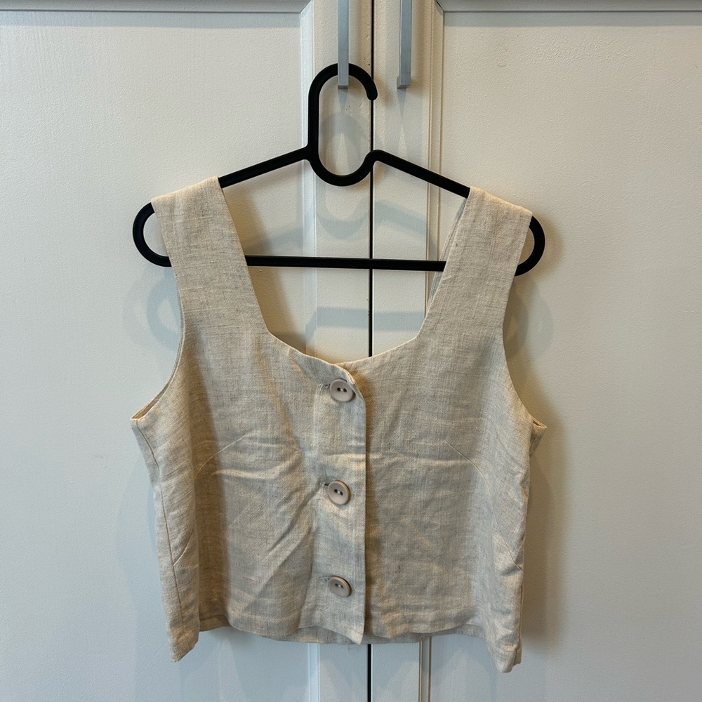 100% Linen Button-Down Tank